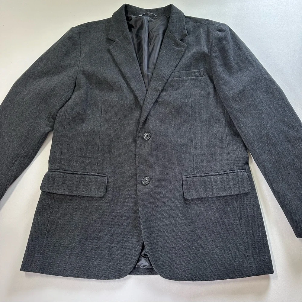 Gap men’s large tweed blazer, two button front‎ gray herringbone pattern,